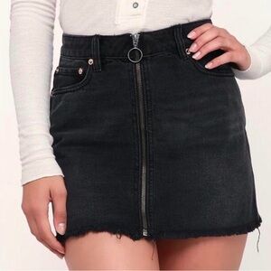NWT We The Free Zip It Up Mini Denim Skirt Black Wash Raw Hem Size 25